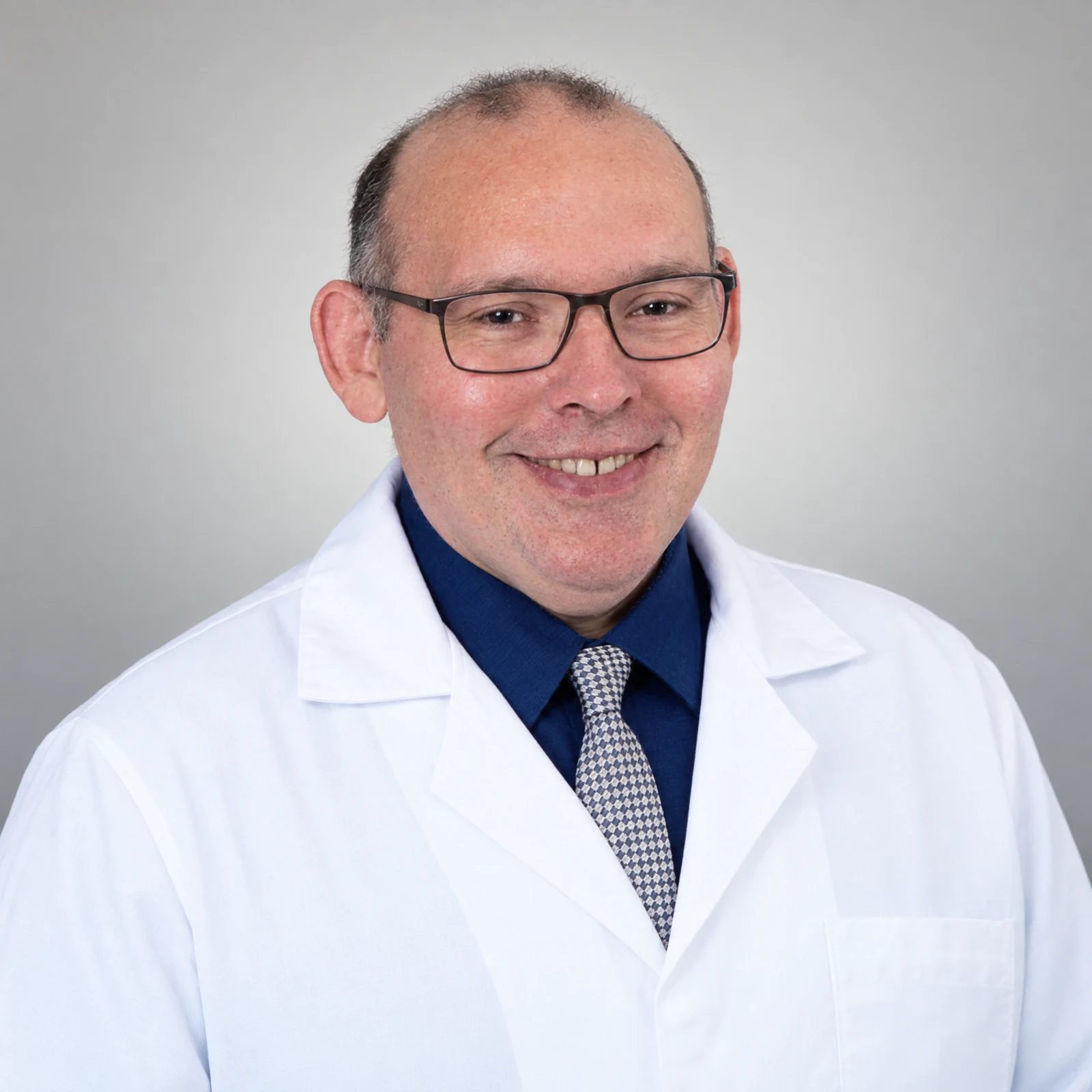 Dr. Avelino Júnior